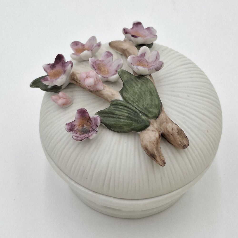 Lefton Flowers On Top Basket Weave Design Trinket  Box